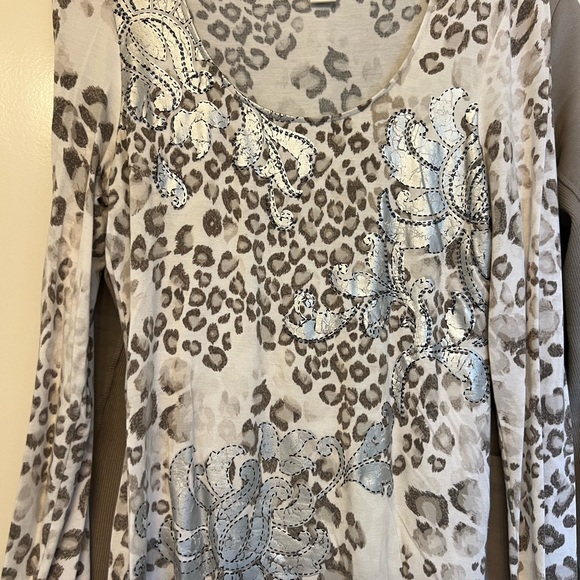 Cache appliqué LS Tee print size Small - Picture 6 of 6